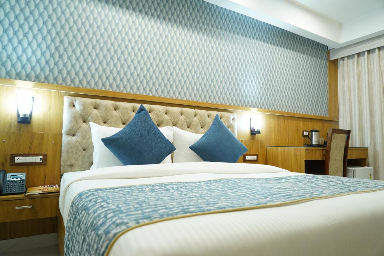 Hotel Shanti Sagar Kharar 외부 사진