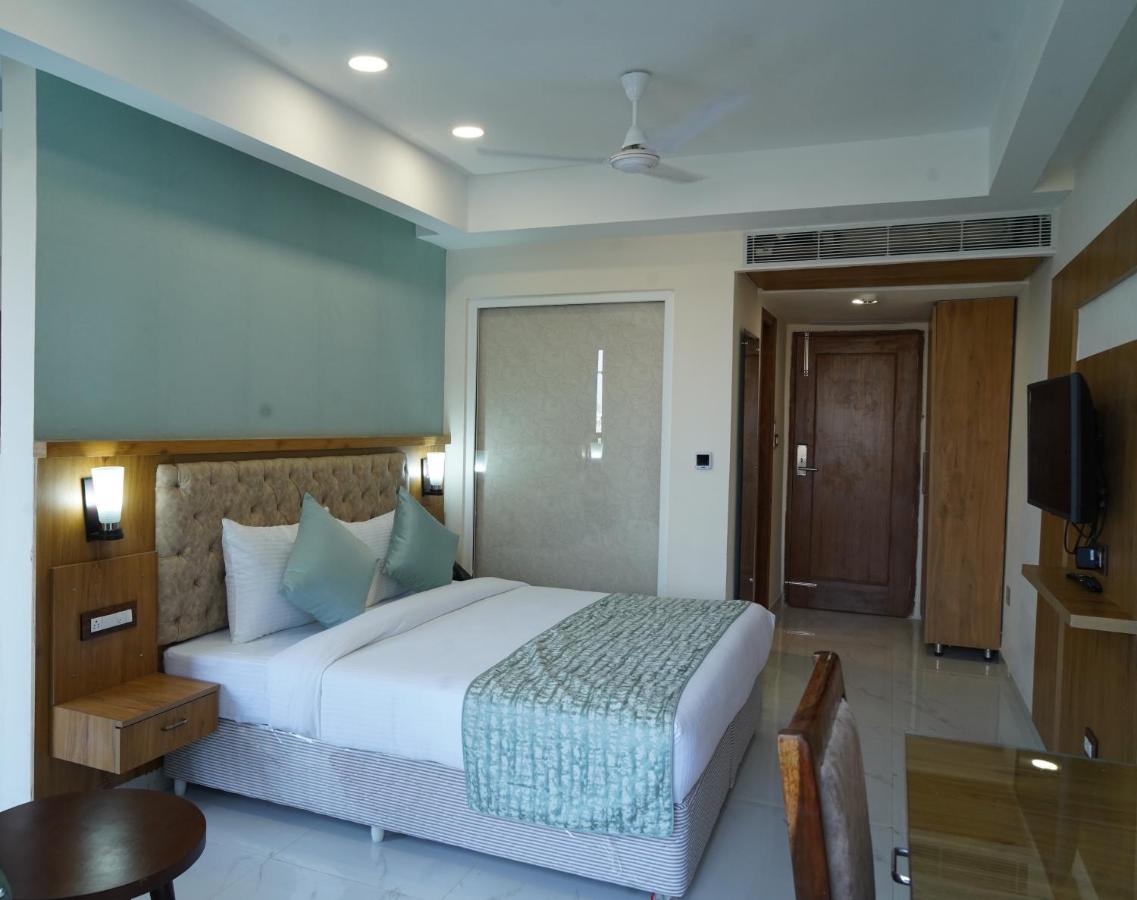 Hotel Shanti Sagar Kharar 외부 사진