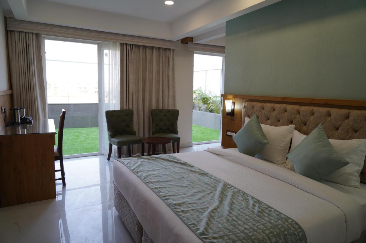 Hotel Shanti Sagar Kharar 외부 사진