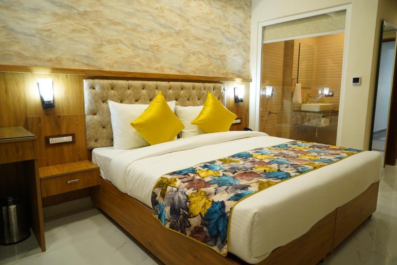 Hotel Shanti Sagar Kharar 외부 사진