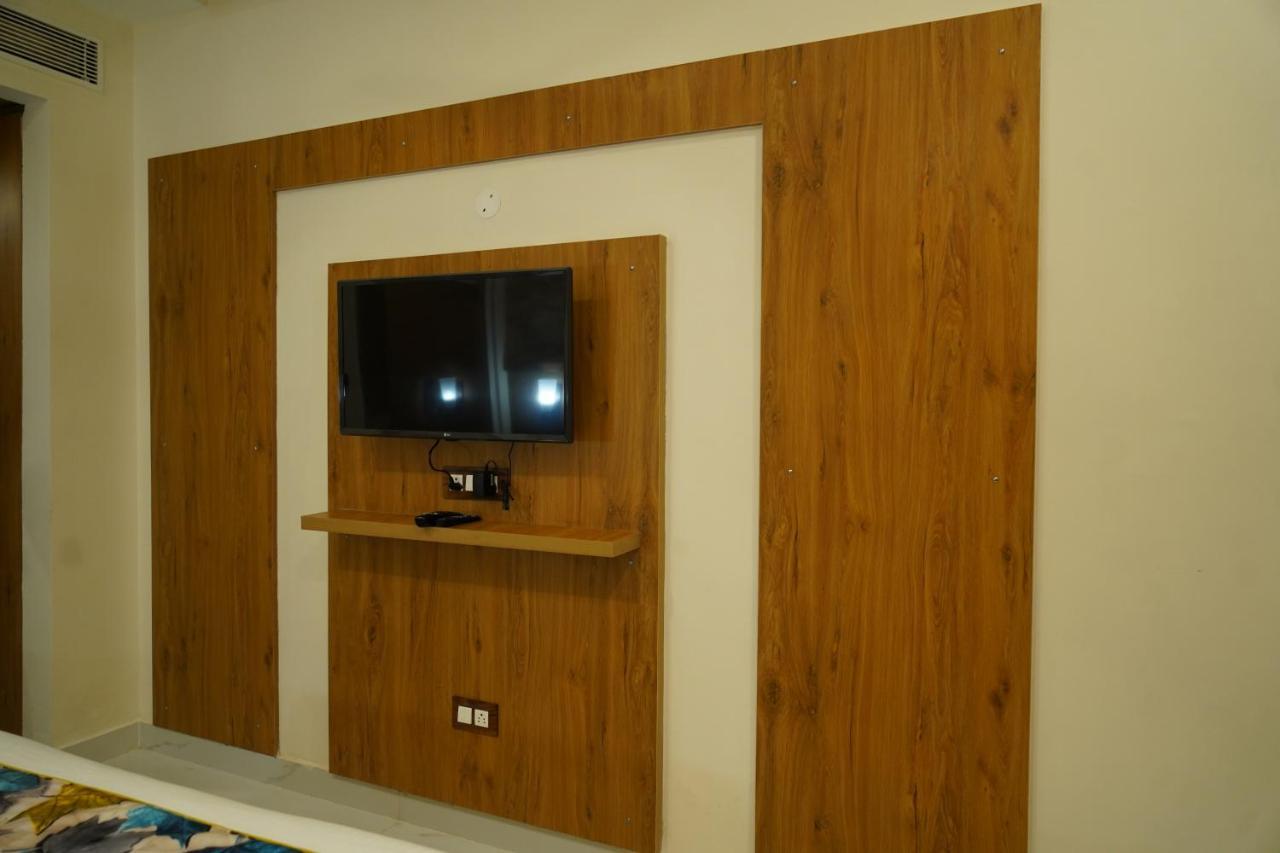 Hotel Shanti Sagar Kharar 외부 사진